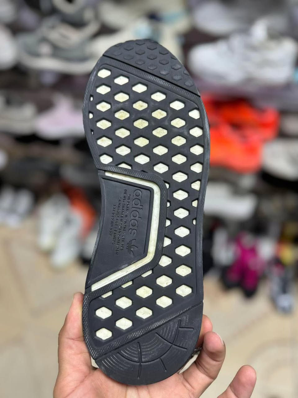 اديداس
القياس 42

توصيل لكل محافظات العراق 5 الف

بغداد مدينة الصدر قطاع 61 شارع الرضوي مقابل مركز شرطة الكرامة


**إذا كنت صاحب هذا الإعلان وتريد حذفه لأي سبب، رجاءا أرسل رسالة إلى الدعم الفني**