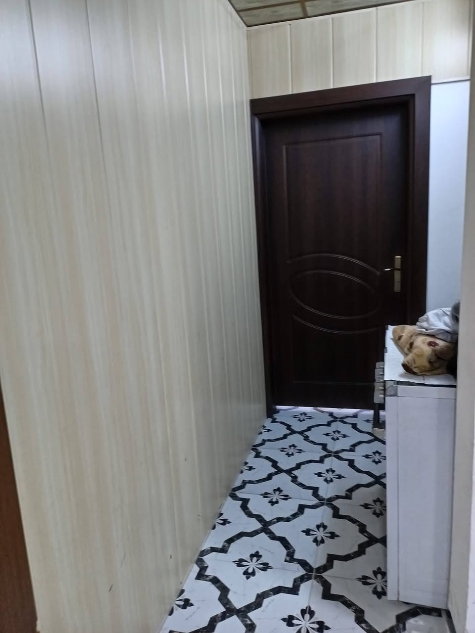 دارللبيع مساحة ١٠٠متر
موقع بةنجاعلى موقابيل ازادراعى يعني موقابيل شورجه 😊 خدمات كامل 
استفسار
***********
