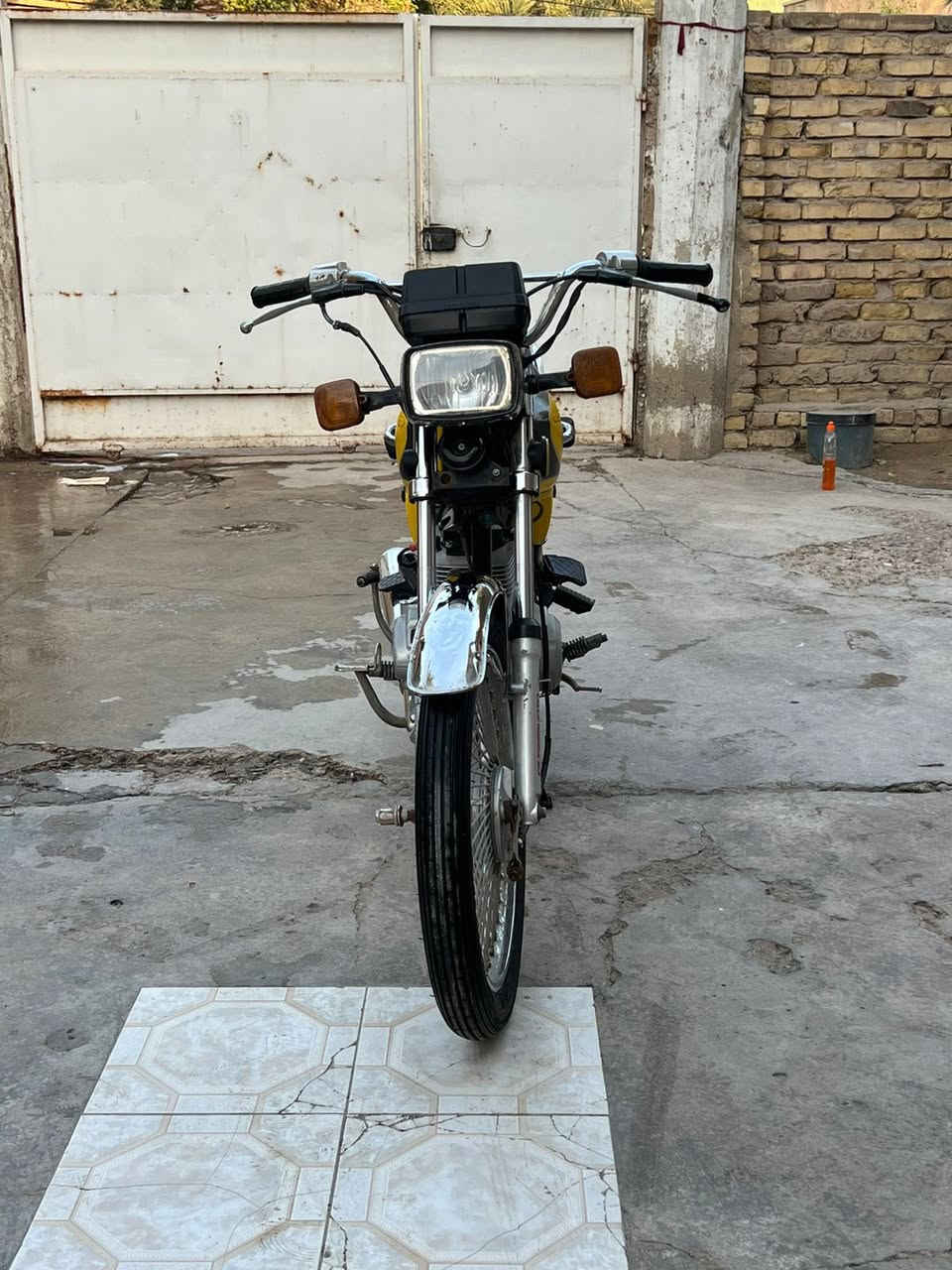 السلام عليكم دراجه تايكر للبيع الدراجه كامله من كلشي كهربائيات كلشي شغال بيهه مكاني حله بكرلي والدراجه اوراق موديل ٢١وهاذا رقمي ***********ب٥٠٠وبيه مجال للشراب
