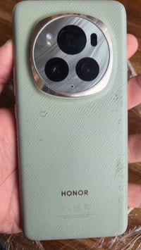 هونر ماجك ٦ برو • ٥١٢ • شاحن ١٢٠ واط