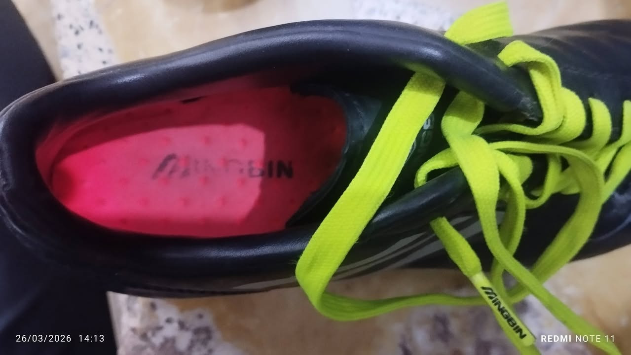 حذاء استد جلد باله اصلي شركهINGBIN  قياس 38 مختوم بأسم الشركه بكل مكان بالحذاء حتى القيطان مالته الاصلي بأسم الشركه ودبان هم بأسم الشركه السعر 15 الف قفل المكان بغداد البياع الرساله الثانيه شارع الرافدين.


**إذا كنت صاحب هذا الإعلان وتريد حذفه لأي سبب، رجاءا أرسل رسالة إلى الدعم الفني**