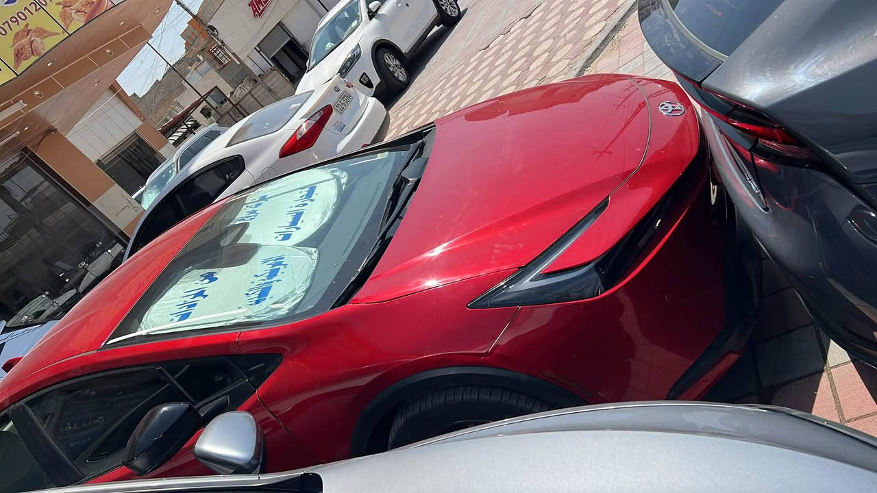 ‏تويوتا بريوس هايبرد موديل 2023
اللون :- احمر او طماطي 
قوه المحرك :- 2.0 Hybrid
بصمه 
بصمه ابواب 
تحكم ستيرن 
رادار امامي 
كامره خلفيه 
هند بريك كهرباء 
اربع انضمه قياده 
‏SPORT.ECO.NORMAL.CUSTOM
تبريد شاشه بيانو 
شاشه دشبول الكتروني  
مانع انزلاق
تحديد مسار
لمس اناره داخليه 
لايت LED 
اوتو هولد 
حساسات ابواب 
بقيت المواصفات معروفه 
السياره حادث فقط الجاملغ الايمن وتكحيل بالباب 
 للاستفسار الاتصال ع الرقم 
***********
السعر (158) ورقه وبيها مجال بسيط
