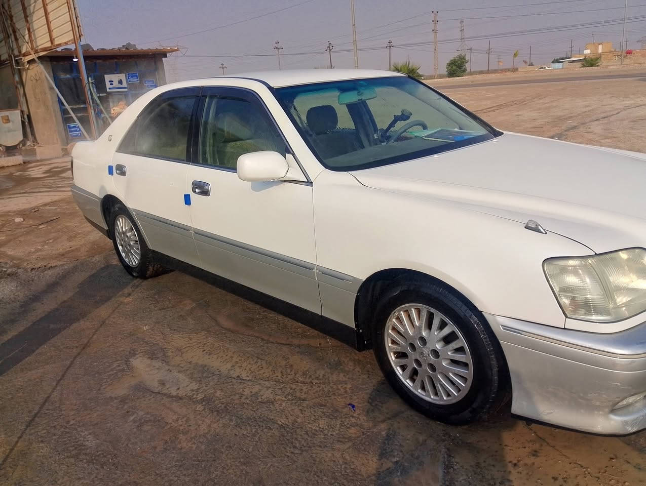 سياره كروان (ملكة) مديل 2001  ادوات "  متوامه رقم سليمانيه طبق الاصل
كصه قماره فقط والباقي كفاله عامه 
* شاصي 75 " تخم تاير  حداديه جديده وتبريد مكينه( ديفور الكبير) 
العنوان ميسان 
الاستفسار / اتصال ***********
