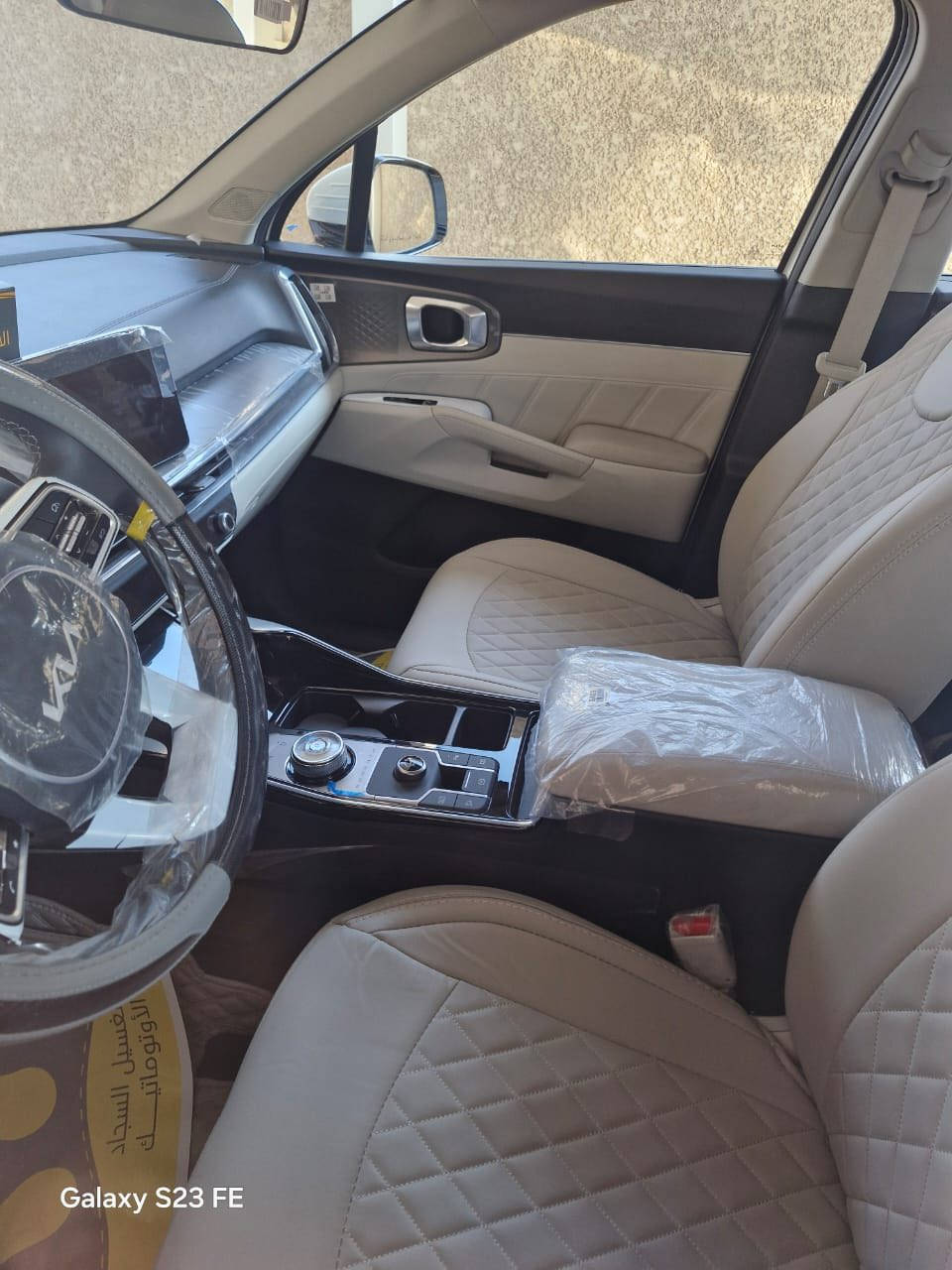 سورينتوا موديل ٢٠٢٥
العداد ٨١٠٠ كم

رقم بغداد الجديد بأسمي

٤ سلندر اقتصاديه

قماره حديد

كير ماوس

ويل ١٨

هاند بريك دكمه

صندوق كهرباء 

كشنات كهرباء 

تبريد بيانو ٣ قطع

وباقي المواصفات المعروفه لهذا النوع الخاصه بالشاشة والاناره والليدات 

خاليه من اي طخه او شخط 

المبلغ المطلوب ٤٠ مليون ***********
