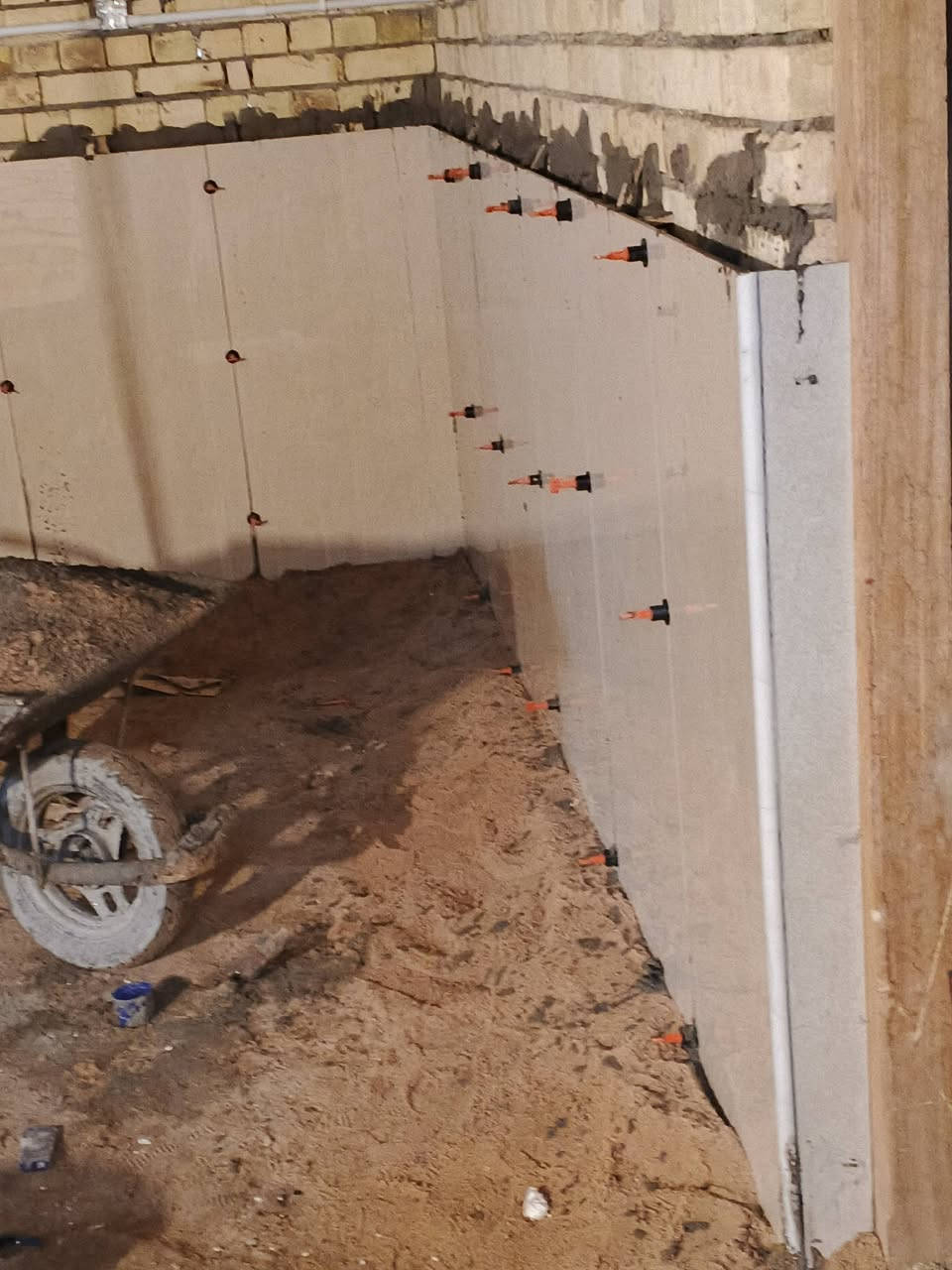 خلفه سيراميك متفرغ حالين شغل تتريس***********
