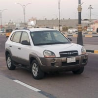 توسان ٢٠٠٩ • مكينة ٢٠٠٠ • رقم مميز