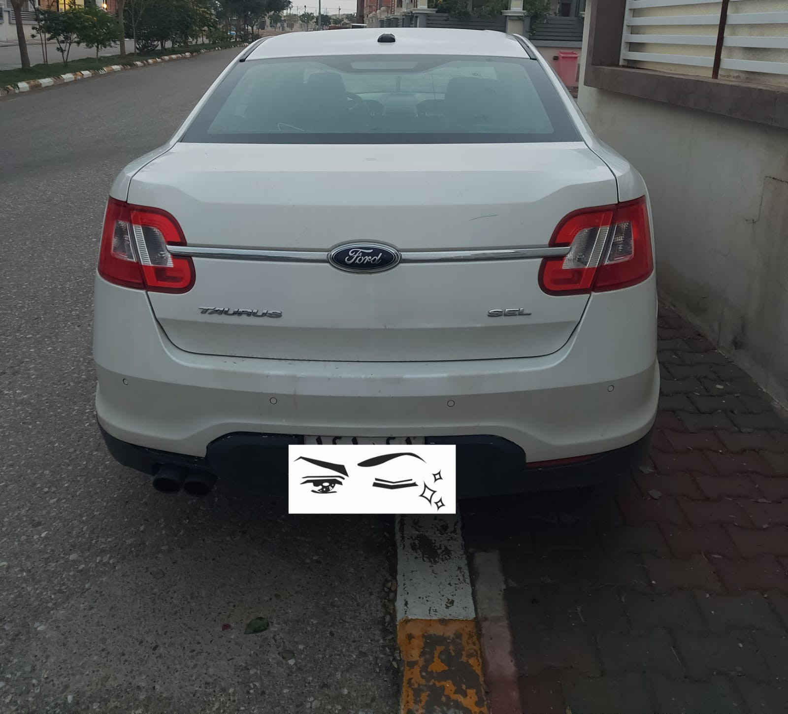 فورد تورس ٢٠١٠  تبريد تدفئة تحكم استيرن شفتات تحديد السرعه بيها صبغ ربع بونيد صبغ . سنويه بسمي لغاية ٢٠٣٠ وهزه جديد رقم سليمانيه مكان السياره كركوك سعرها ٩٥ ورقه وبيها مجال للشراي... الاتصال *********** كركوك, العراق
