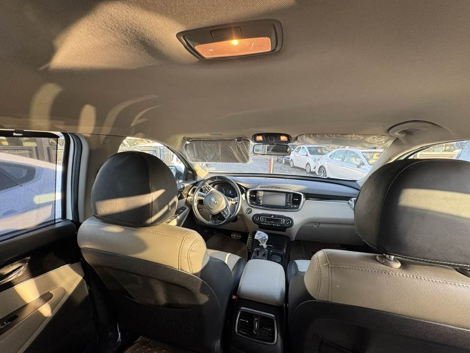 ‏اسعد الله أوقاتكم بكل خير

كيا سورنتو مديل 2020  
بيها باب مبدل السعر.   $( 235 ).  ***********
