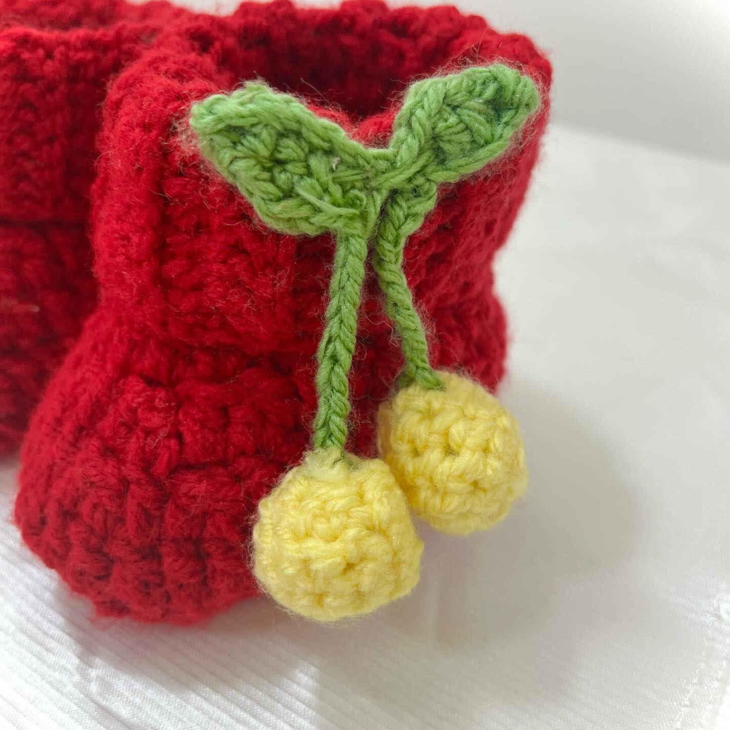 حذاء اطفال كيوت بلون الأحمر المميز  المديل واللون والحجم حسب الطلب .
السعر 10 الف 
للطلب مراسلة الصفحه 💬
يوجد توصيل لجميع محافظات العراق 🚚 
#فدك_للحياكة #حذاء_اطفال#حياكه#العراق


**إذا كنت صاحب هذا الإعلان وتريد حذفه لأي سبب، رجاءا أرسل رسالة إلى الدعم الفني**