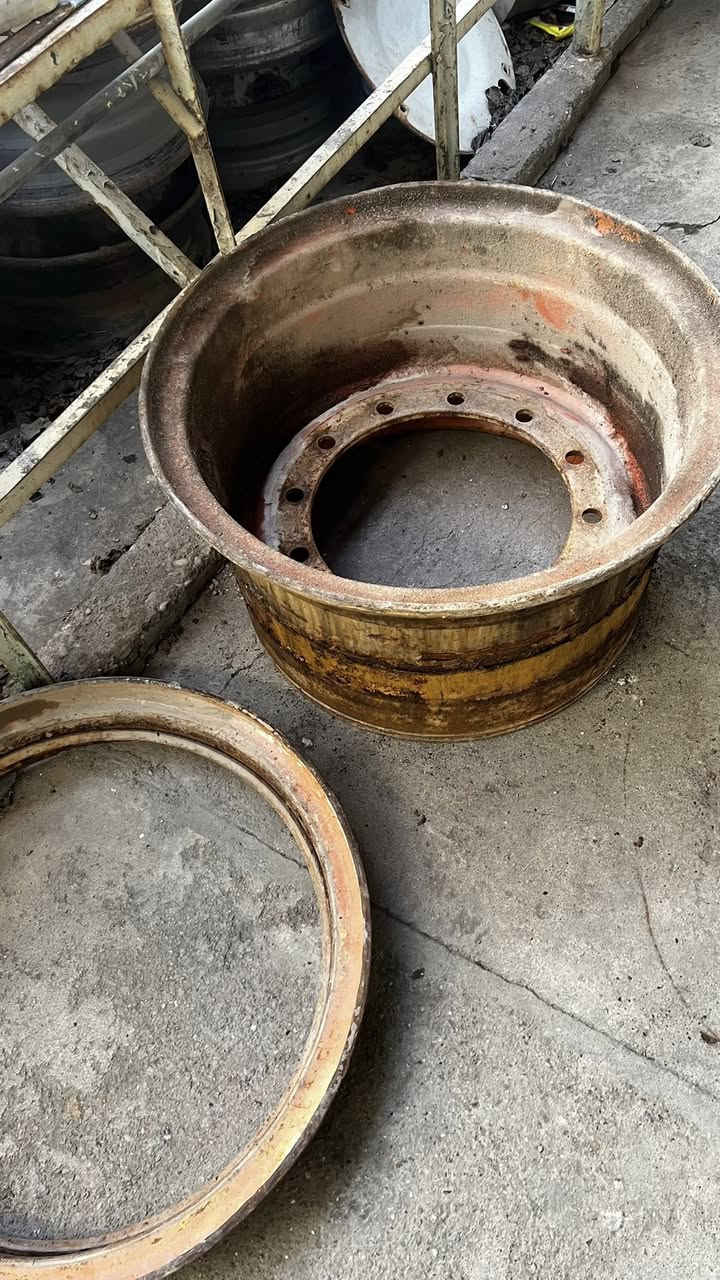 ويلى 25 شوفل بو فروشتن چپليس                                              ويل مال شفل 25 للبيع چپلس         *********** كركوك
