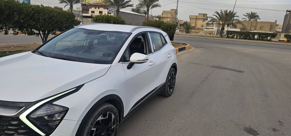 سلام عليكم كيا سبوتج خليجي ٢٠٤٢البيع فقط ماشيه ٥٧بيه بس بارد مكان بغداد شارع خير الله عل قنات سعر ٢١٨٠  
***********
