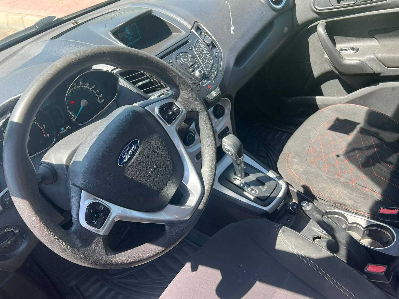 Ford Fiesta 2017 SE 

‎فول مواسەفات بەس سلاید نیە 
‎گێڕ و مەکینە و کارەباییات بەشەرت 
‎ سبوغ و ساردی هیچی نیە 
‎تحدید سورعە ، کوشین هیتەر کوشین جلد ، تبرید بەسمەیە 
‎٦٧ مایل ڕۆیشتووە ، زۆر پاکە و نمونەیە لەجوانی .
‎هەولێر
***********ڤایبەر واتس ئاپ
نرخ خوار بازار ته نها ٧٧ ورقه
فورد فيستاSE موديل ٢٠١٧ كلين بدون صبغ بدون تعديل مواصفات خاص تبريد لمس شاشه تحديد صرعه كشن هيتر كشن جلد بصمه
ماشى قليل ٦٧مايل سنوى ب اسمى جديده
وكاله موجود محرك مكينه كل بشرط
سعر جو سوق حيل قليل فقط ٧٧ورقه أربيل, العراق
