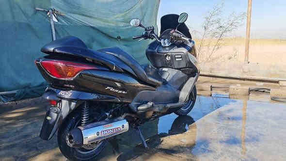 للبيع
دراجه فورزا 08 S
3 انضمه كلهن شغالات
گير عادي 6 نمر
اوتو D
سبورتS ✈️
حساس ستاند
بصمة وحدة
لايت زينون لونين اصفر وابيض
سستم سماعات بلاد
مكينة بلاد ممفتوحة ولا برغي
بانزين محسن
دهن لوكي مولي
حماوة نص
اوراق موجودة
الدراجة نضيفة ما بيها اي نقص 
بس تحتاج تنظيف الچويتر

السعر (10) اوراق وبيها مجال بسيط
العنوان:سامراء-القلعة 
للاستفسار: ***********
الخاص مغلق فقط اتصال
