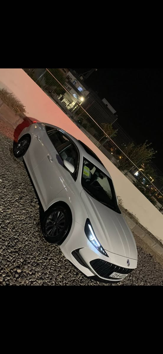 💠بۆیاخ تەنک - تەنها 5000 کم ڕۆشتووە - زۆر جوان و نمونەیە- بەصمە و شاشە و حاسە و کامێرایە - دەرگا بەصمەیە - ئاوێنە کارەبا -ئاوێنە ئیشارە- پێشو دوای لیدە 
✅تازە ڕۆنی گۆڕاوە -کامل تگاعی قاڵبی سەر دۆسە و ناو سندوق 
نرخ/125 💵
🕹️ شوێن سلێمانی
*********** السليمانية, العراق
