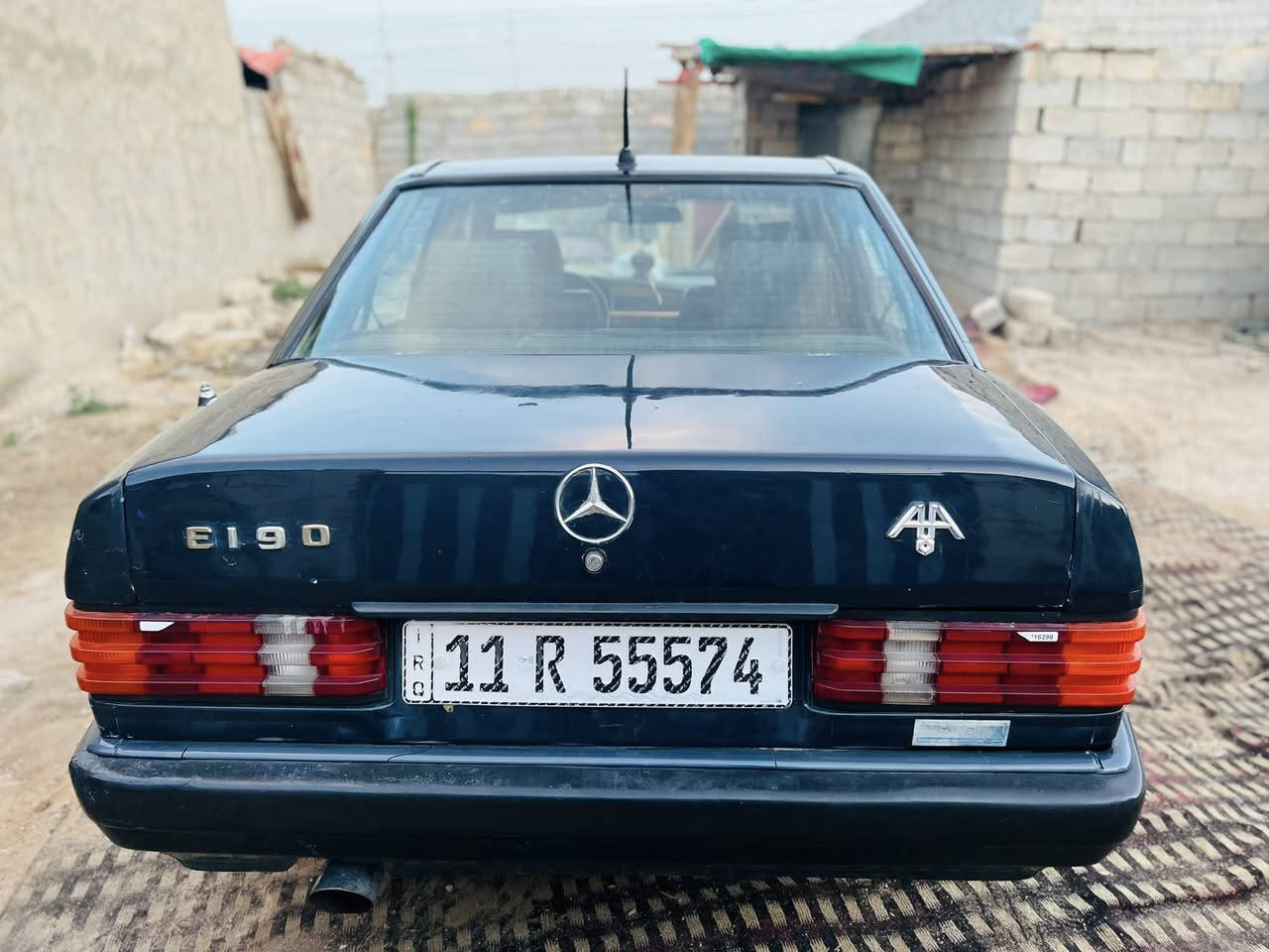 مارسدس 190 مكفوله من ضربه صبغ جماليه 
مديل 89 مكينه وكير بلاديه حداديه جديده 
كهربائيات كلها شغاله رقم دولي بغداد سعر 60وبيها مجال مكاني كربلاء ***********
