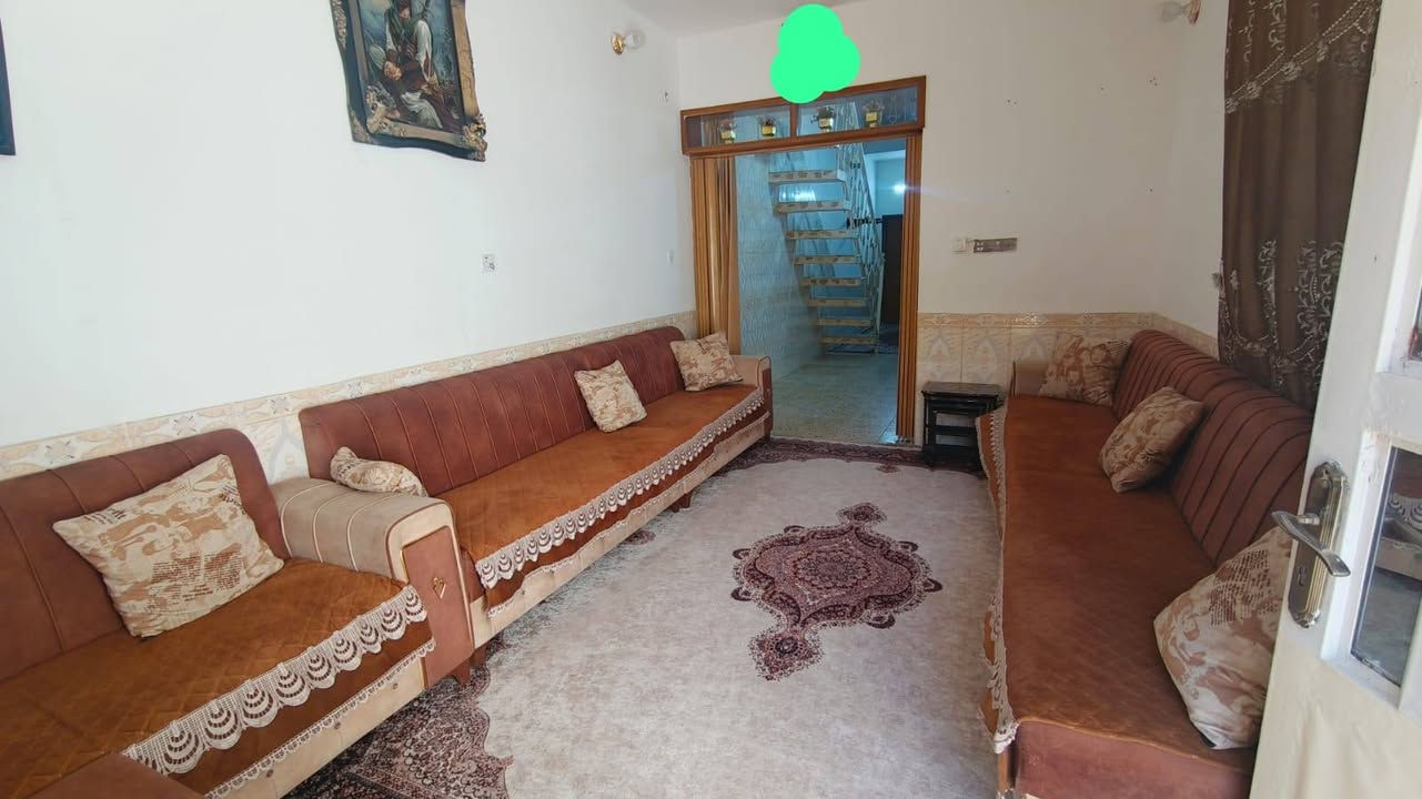بيت ١٠٠متر ميلاد حولي قريب على شارع ٣٠ الأول مال السوك  طابقين فول درجه اولى كونكريت مسلح دبل فاليوم بناء جناي  السعر ١٢٠ مليون وبيه مجال ***********

