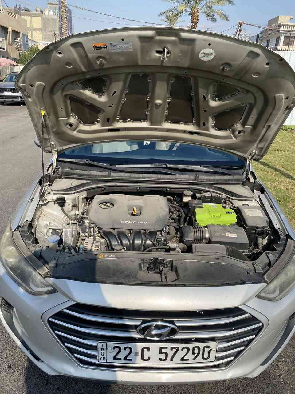 النترا ٢٠١٧ أمريكي *********** ماشيه ٩٩ قطعتين بامريكا وقطعتين هنا بدون دواخل باسمي صارلها ٧ سنين بجم كبس
