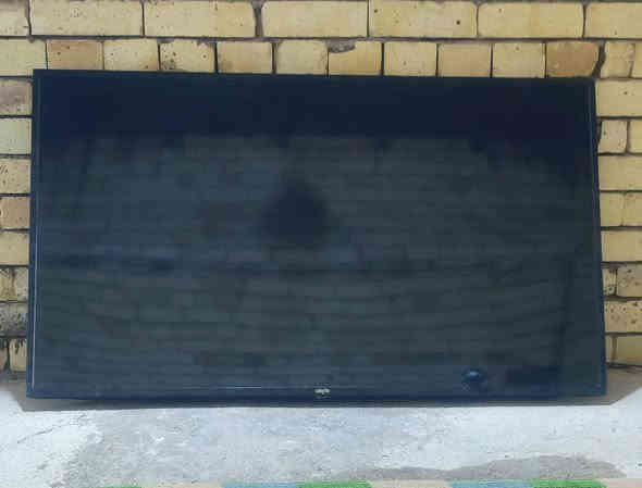 ابلازمة للبيع حجم 55 امبدل ببهة لد اضائة فقط السعر 250
انترنيت 
المكان بغداد حي النصر الرقم ***********
