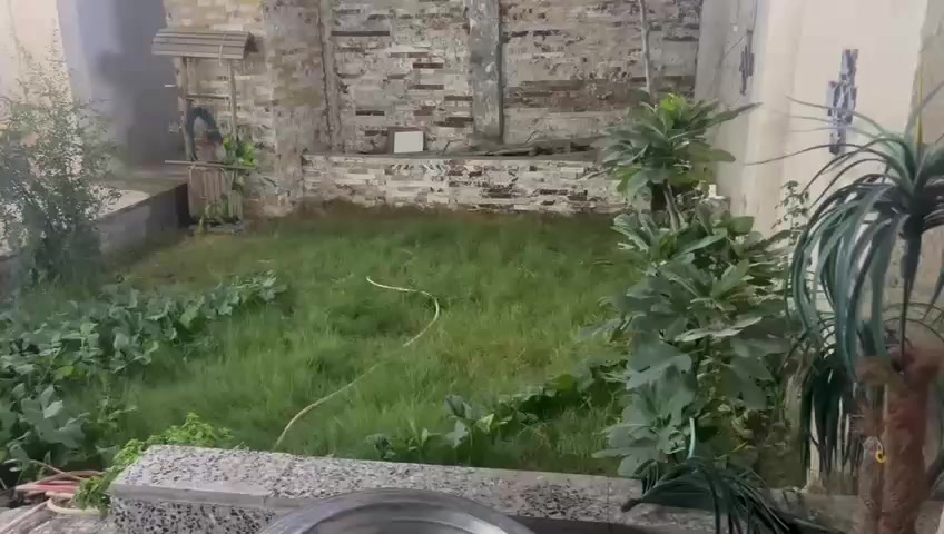 بيت في شهداء الموضفين 220متر طابقين الاول 1غرفة نوم استقبال صالة صحيات مطبخ..الطابق الثاني غرفتين نوم مع صحيات لكل غرفة حديقة خارجية 
ايجار مقدما اقل شي3اشهر
مكانة شهداء الموضفين خلف ابن مريود مقابيل التجاوز بيت طابو صرف 
سعر الايجار550 اكثر شي6نفرات
كلشي موضح بالبوست


**إذا كنت صاحب هذا الإعلان وتريد حذفه لأي سبب، رجاءا أرسل رسالة إلى الدعم الفني**