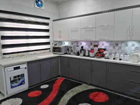 جدد مطبخك ويانه عندك كونتر قديم ناخذ منك نفصلك موديل جديد حسب اتفاق اشكال والوان  مختلفه موجود عدنه شخل درجه اولى مواد تركي شخل 
اسعار تنافسي مواد تركي 
متر أرضي معلق 200الف فقط 
***********
تواصل معنا وتساب لو خابر احنه نجيك
