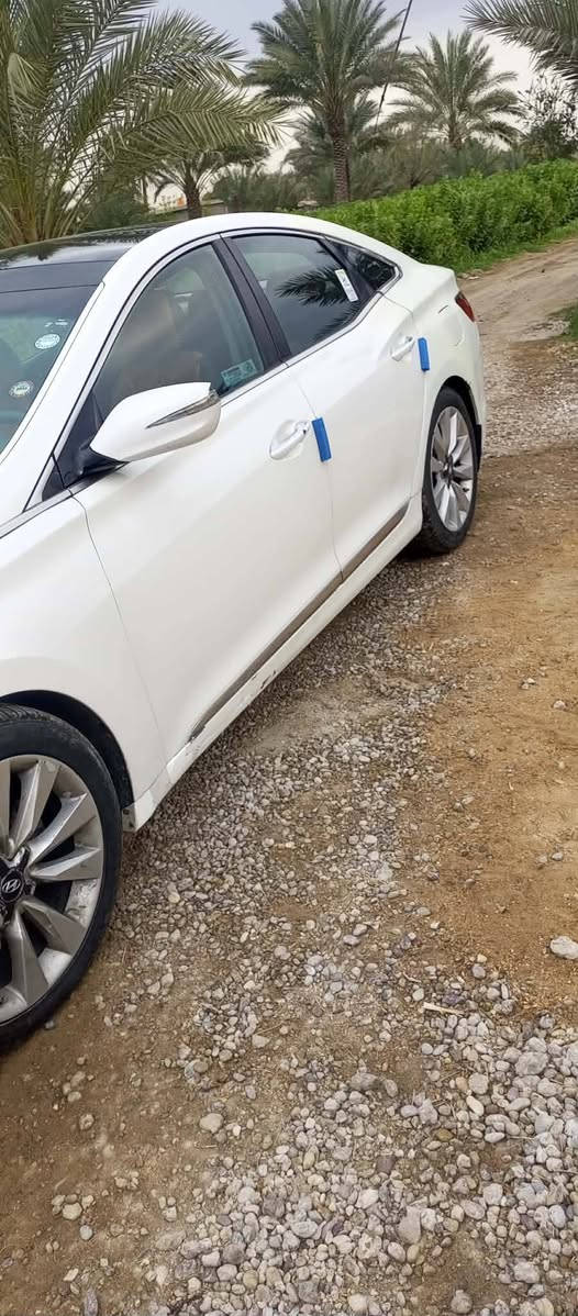 سلام عليكم   سونتا ازيره للبيع كامل  مواصفات  6 سنكدر  مكفول كير محرك  سياره حلوه نظيفه ضرره جاملغ خلفي بدون دواخل تحكمات ستيرن  كامل مواصفات  بصمه رقم شمالي شرط تحويل وفتحه بسقف  والهزه بعده ماساقطه  فول مواصفات سياره مشروطه مكاني بغداد  قضاء المحموديه  ناحية اللطيفية
*********** ***********   سعره خاص مامتواجد ع فيس تصال فقط
