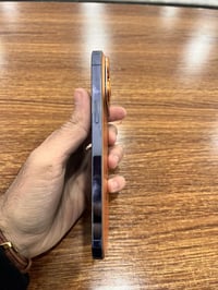 ايفون 13 برو ماكس بطاريه 79  ذاكره 256  لون بحري  نضافه الجهاز 100  ال...