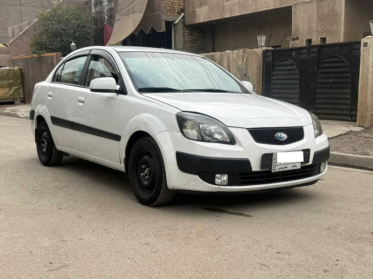 سلام عليكم بيع اومراوس
كيا ريو موديل 2007
وارد امريكي حادث جاملغ وبنيد وبيها قطعتين صبغ بل عراق
حجم المحرك 1600 كير محرك مكفولات 
تخم تاير جديد 
صدر امامي خلفي جديد 
سعر 77
سياره جاهزه من كلشي  
مكاني بغداد الكرخ 
***********
