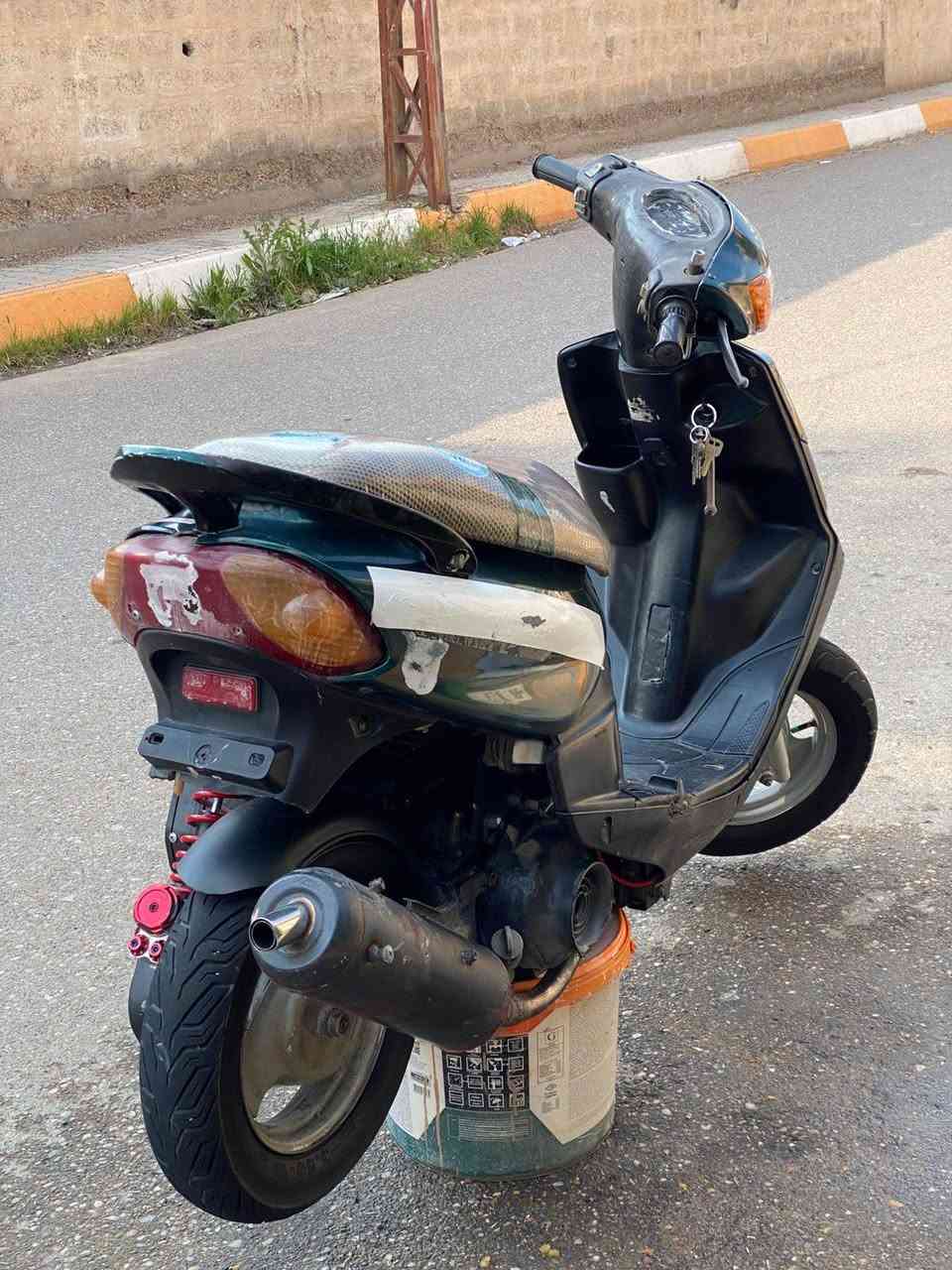 السلام عليكم شباب ماكس قجمه للبيع اي نقص مبيهة غير البك لاين والصلنصه كهربائيات كامله الكفر الامير موجود النص الثاني منه خاص مفتوح ولرقم مفتوح ***********+واتس اب بين وخذ
