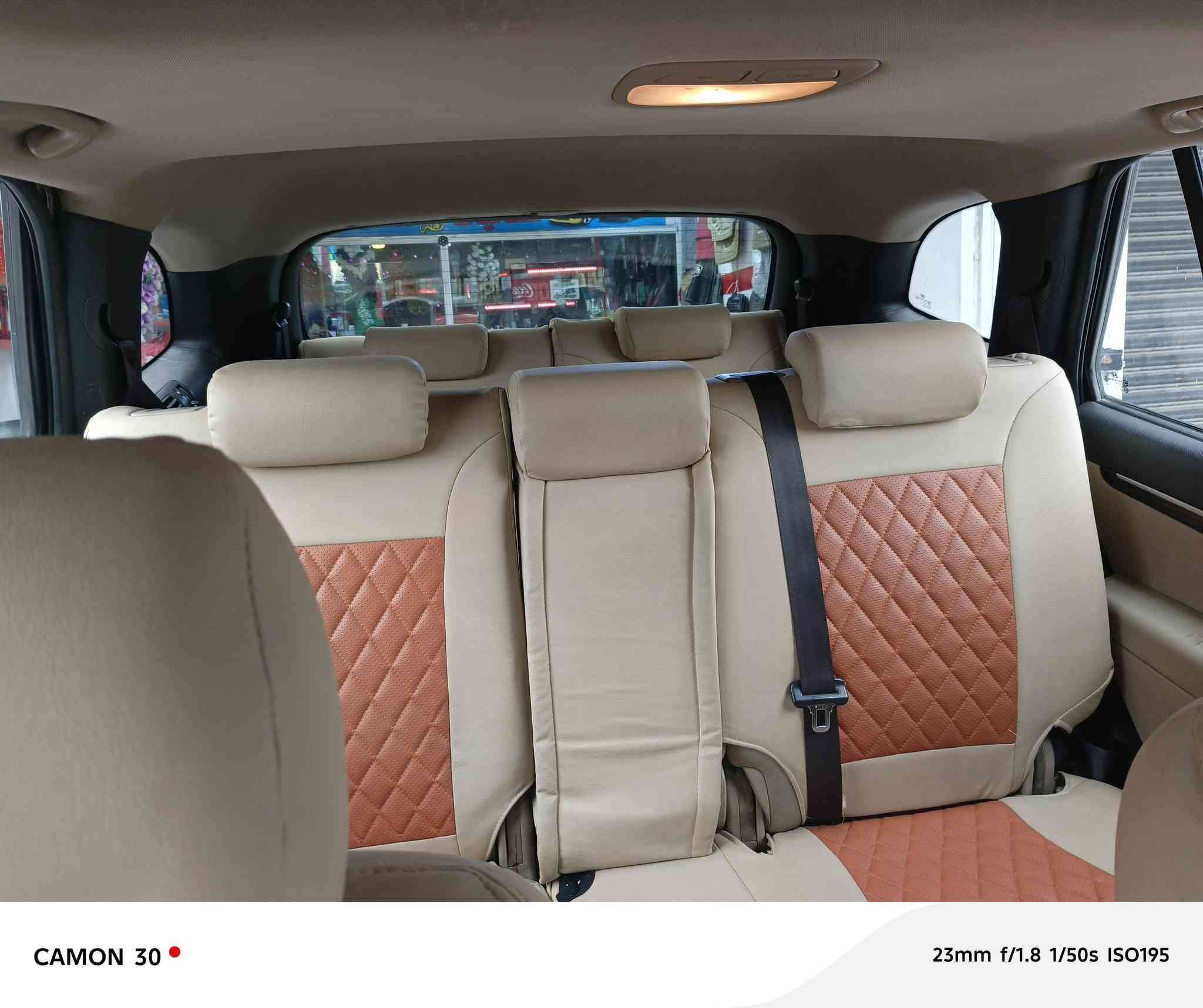 السلام عليكم
سنتافي ٢٠١١ رقم اربيل دولي ٧ راكب ٤ سلندر ، بصمة مراي كشن
سائق كهربائي ، هزة ٢٠٢٦سنوية ٢٠٢٩ بأسمي الشرعي، 
مكفولة من الصبغ تبريد ٣قطع ، سلايد كهربائي كاملة مكملة  (مال بيت ) السعر ١٤٧وبيه مجال للتواصل ***********
مكاني الموصل
