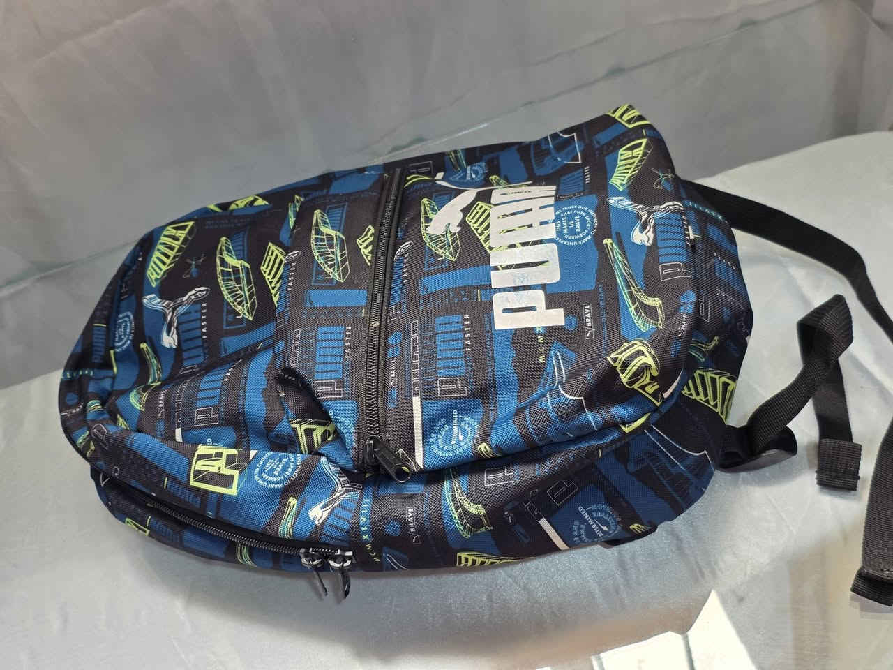 كل القطع عليها. تخفيض


**إذا كنت صاحب هذا الإعلان وتريد حذفه لأي سبب، رجاءا أرسل رسالة إلى الدعم الفني**