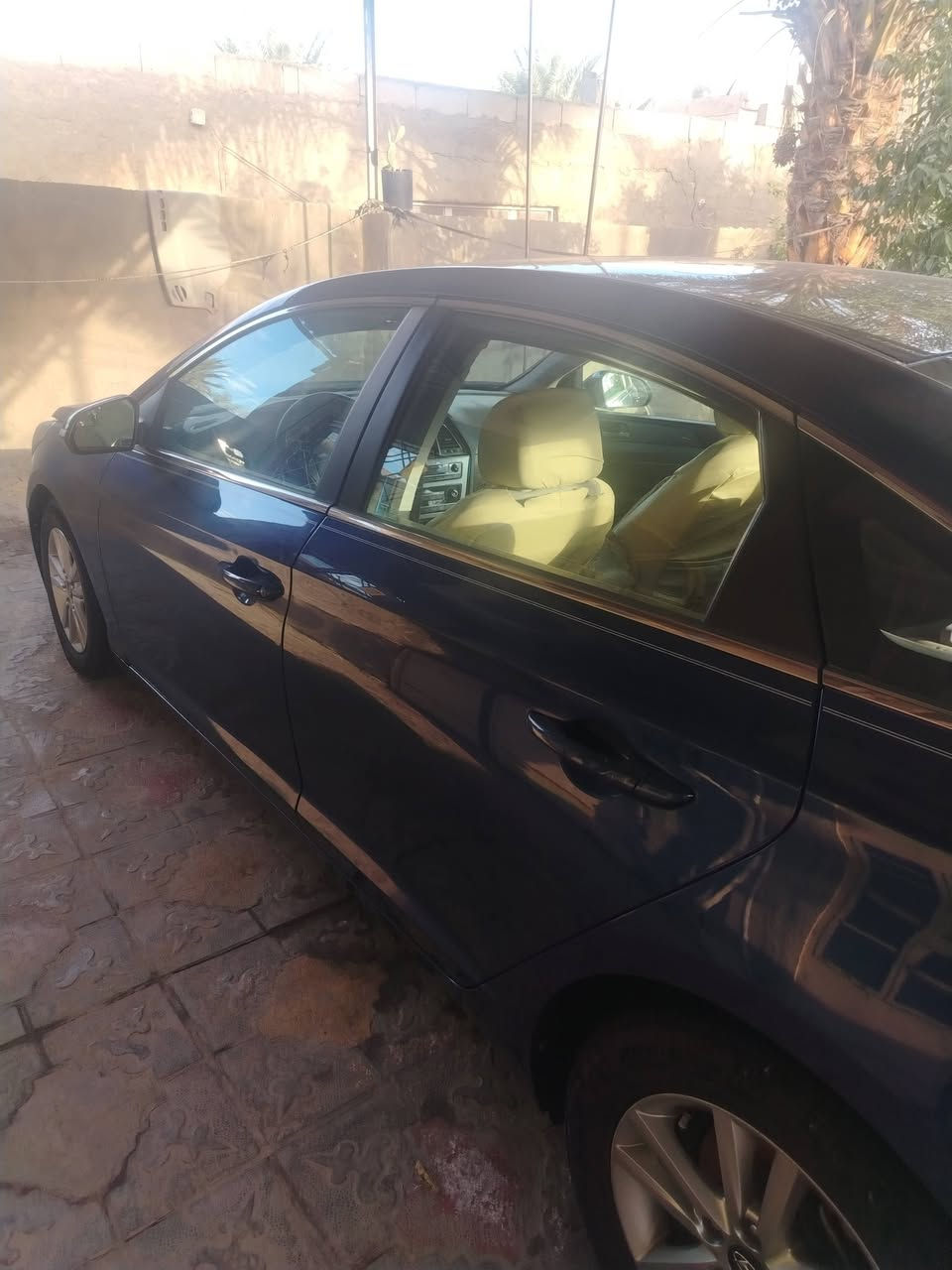 السلام عليكم سوناتا موديل 16  نص فول.  1600تيوبو        ايكو. باسمي   السعر 120. *********** ابو محمد. مكان السياره كوفه
