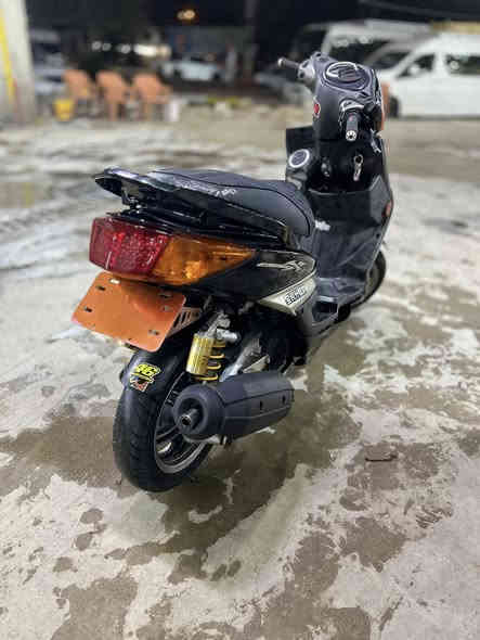 سلام عليكم سكنس فحل مزوده للبيع تزويدها مكينه رياضي بلاديه  كور صليب صدر رياضي دبلات خلفيه رياضي كلجات رياضي يدات رياضي بيها عقل ار سي 4نمر ستاند رياضي وياله نجمه اصليه جويتر رياضي نوزل 8 دراجه نقص مابيه كامله مكاني بغداد اعضميه الي تعجبه يطب خاص ويدلل***********مراوس جيتي ار
