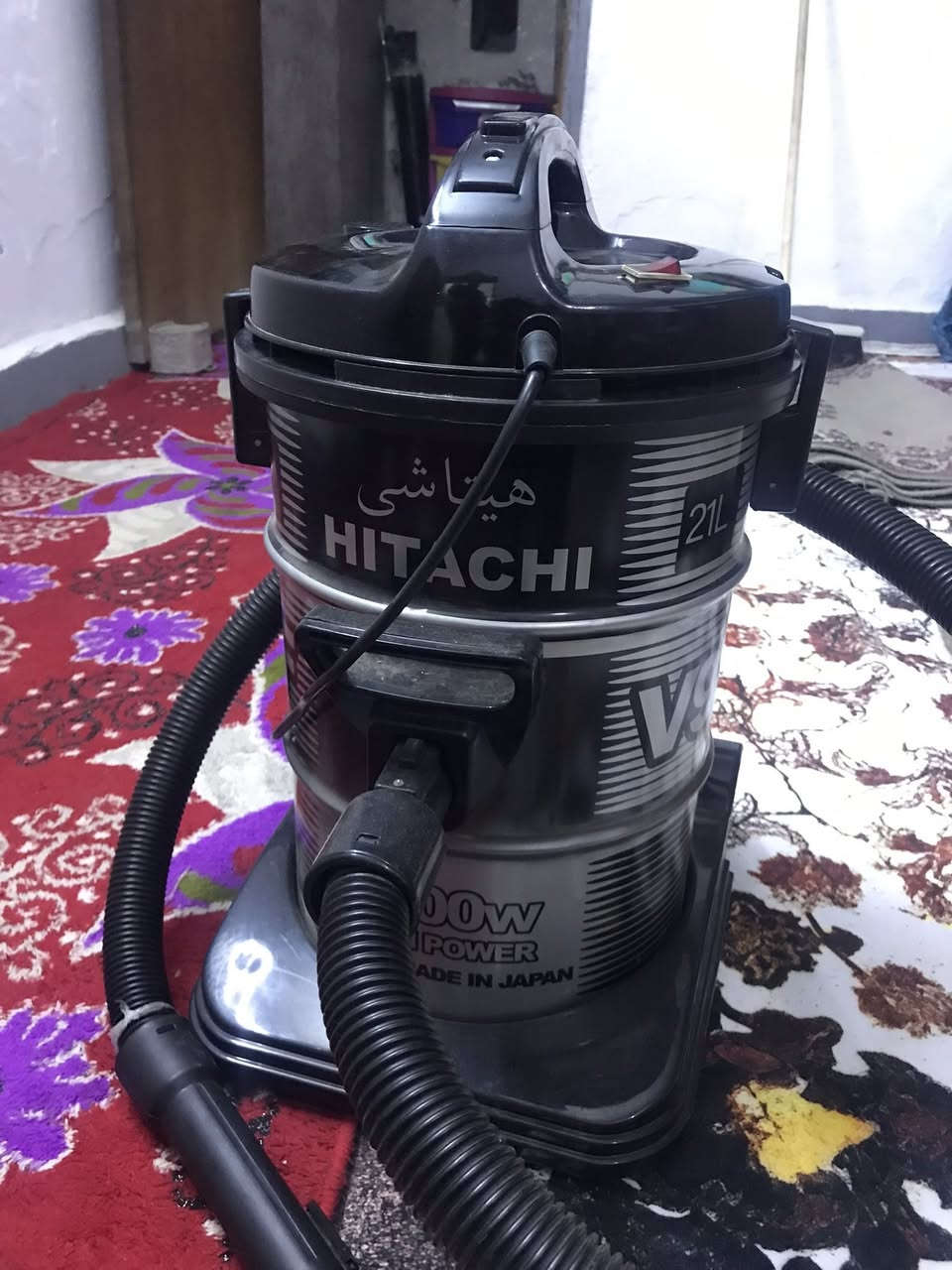 غسالة سامسونك فول اوتماتيك 11 كيلو 
مكنسة هيتاشي ياباني الاصلي 21 لتر
صوبة بالة اصلي الغراض كلهن ع الفحص متاخذهن اذا بيهن خلل مكاني بغداد العبيدي ***********
