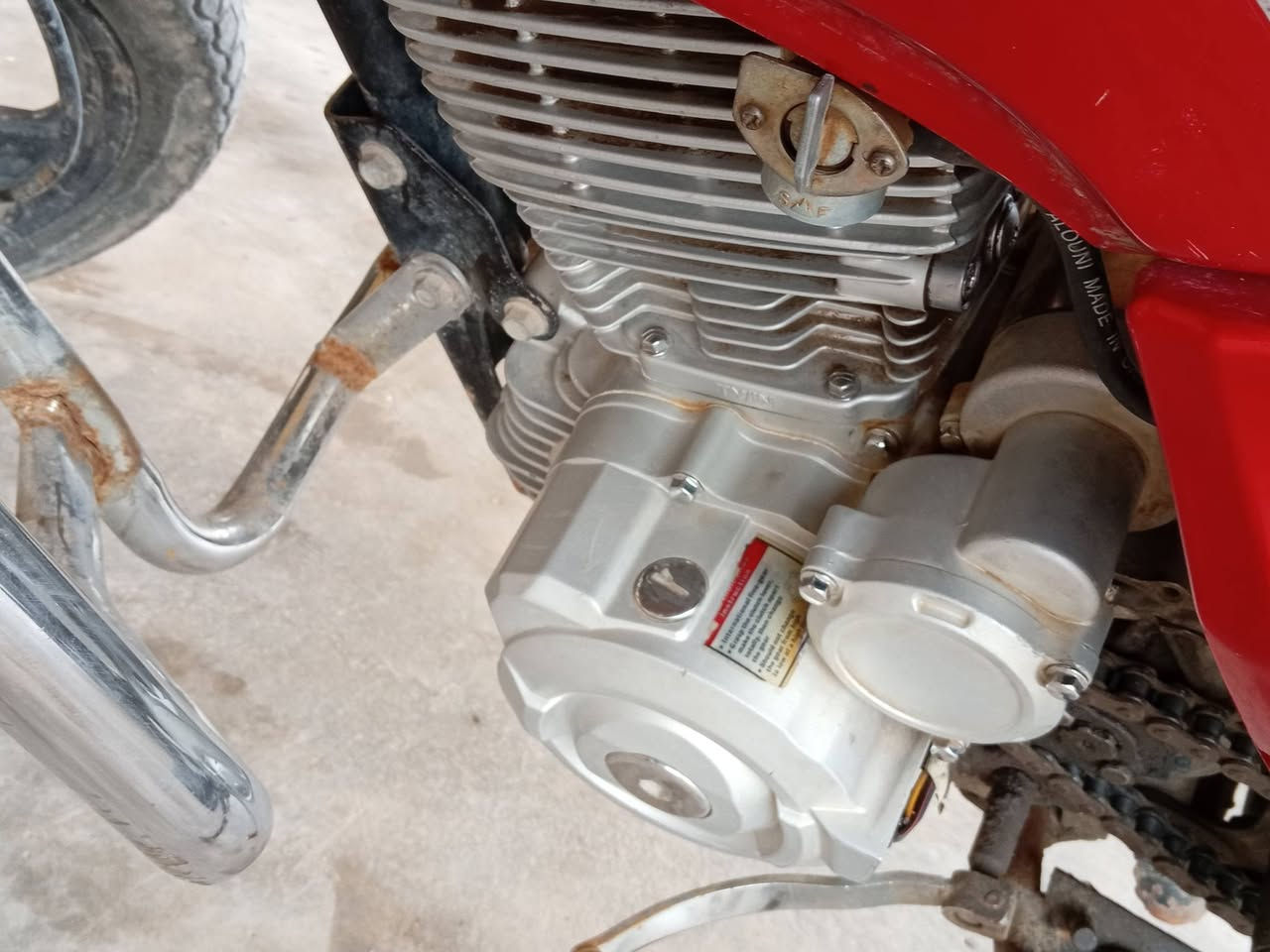 موطور امزت للبيع موديل ٢٠١٧ السعر ٦٠٠ وبي مجال شي قليل  رقمي *********** مكاني قضاء الدجيل
