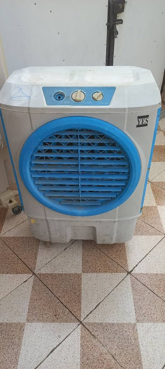 مبردات عدد 2 حجم كبير وحجم وسط للبيع بسعر مناسب الاتصال ***********
