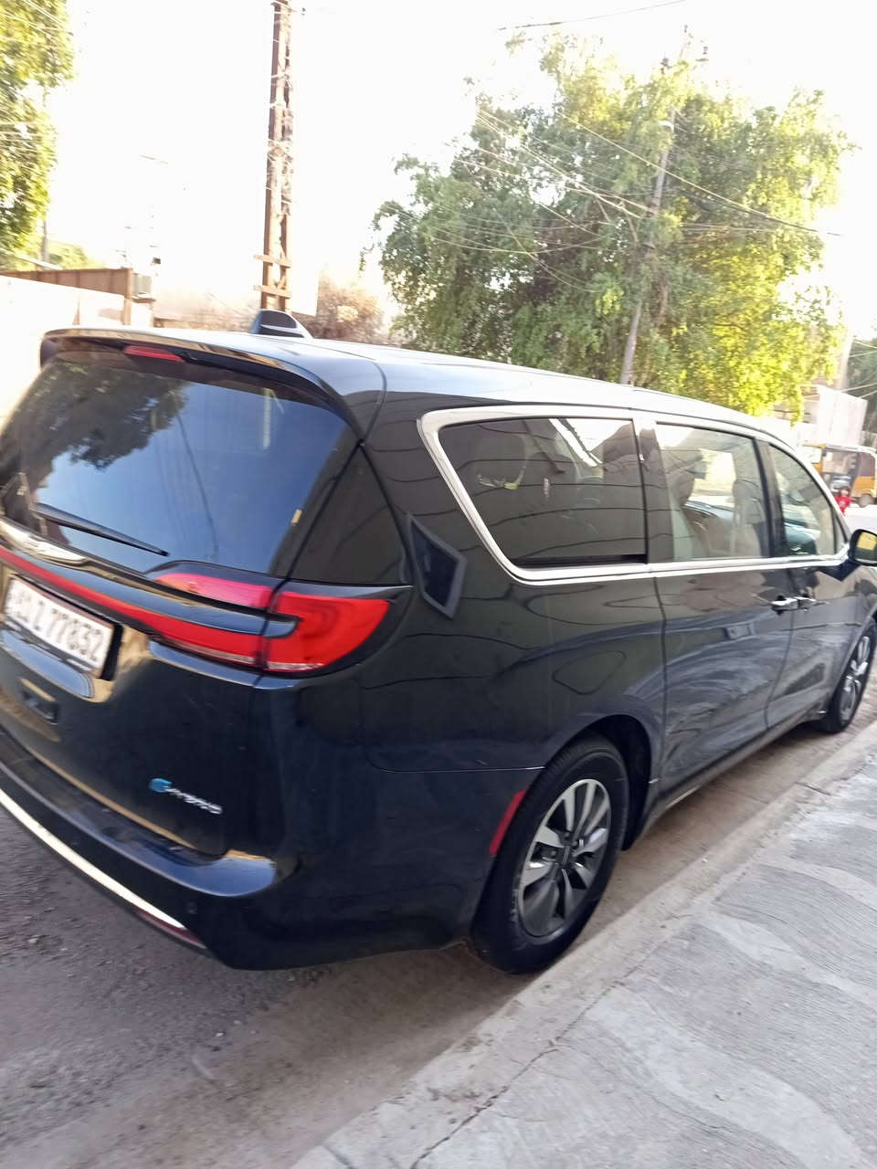 باستكه موديل 2024سياره بحالت حادثه صطحي بيه بنيد مبدل اصلي بدون صبغ ول جملغ نفسه وكاله بدون دواخل بدون يرباك سياره جهازه 3انضمه بنزين مكينه 3600 وشحن وهايبرد فول مواصفات جلد شاشه جبيره تحكمات كهرباء كشنات تدفه تبريد  بوب كهرباء جنطه كهرباء  ردار امامي ردار جنبي ردار خلفي  تحديد مسار سياره فول عده فتحه سياره بسمنه تحويل مباشر هزه جديده سنويه جديده سعر 240 بيه مجال مكاني بغداد حي لعلام ***********
