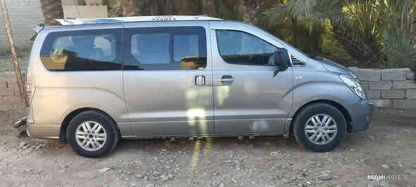 السلام عليكم للبيع موديل 18 بيها حادث الچاملغ الامامي الأيسر وبيها قطعتين رش فقط كوريا جاهزه وحلوه دوشمه كامله مكينه گير كفاله اريدها 225 وبيها مجال 
***********//***********
