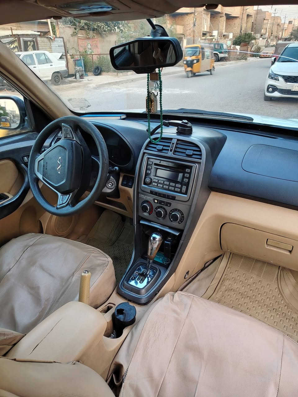 تيكو ٢٠١٢ شكل ٢٠١٣ كير محرك تبريد خير من الله كيرها كهربائي بيها تصليحات بسيطه ما مبدل بيها اي شي ضايفلها منظومة غاز يعني لا صرف بنزين ولا دوانز لتفاصيل اكثر اتصل على الرقم *********** وتدلل
