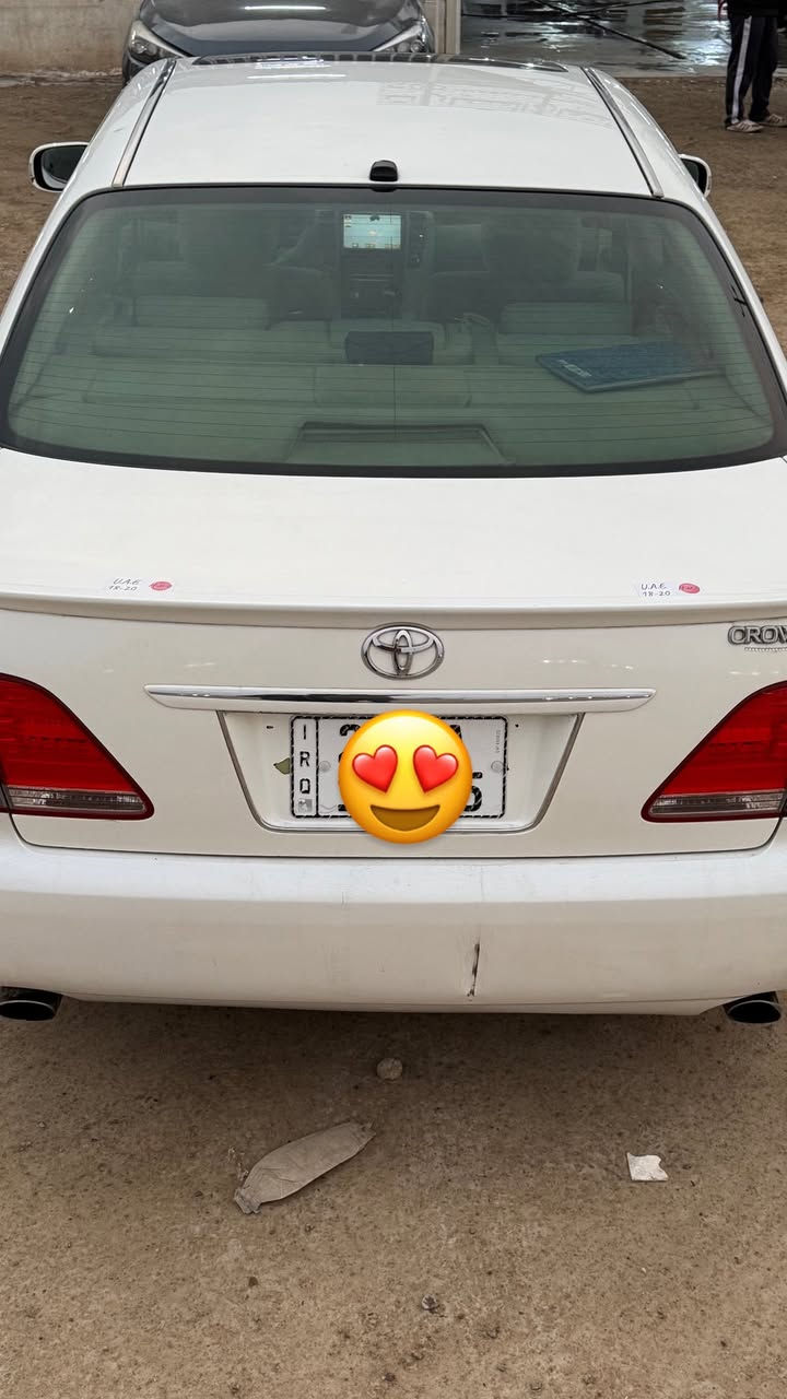 السلام عليكم تويوتا شاهينه 2004 أصوليه  للبيع او مراوس رقم صلاح الدين إنكليزي شرط التحويل مكفوله من الصبغ ما عدا بارد في الحاملغ الخلفي الأيسر 3 دكم شاشه 6بصمه قطعتين تبريد برده خلفيه كشنات وستيرن كهرباء 
ملاحضه يوجد ضعف في لاستيك ولف
السعر 148 و بيها مجال بسيط  
العنوان صلاح الدين الدجيل للاستفسار ***********
