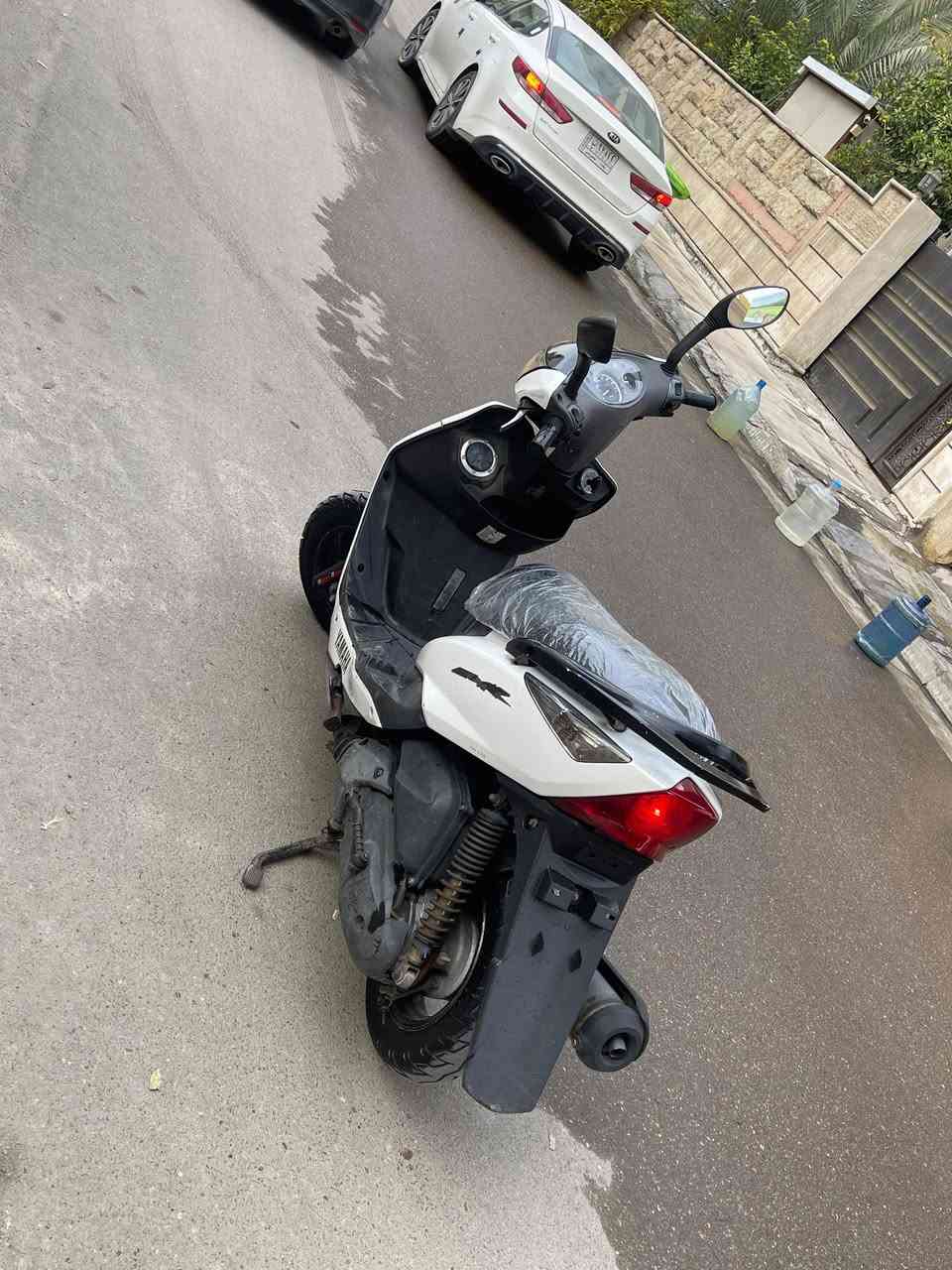 السلام عليكم ثعلب بلاديه كله مختمه مابيه اي نقص مكينه برغي ممفتوح بيها قبل شهرين منزله من الرمبه تايرات مبدلهن جدد ثنينهن باتري جديد سعرها 850 مكاني الاعظميه رقمي ***********
