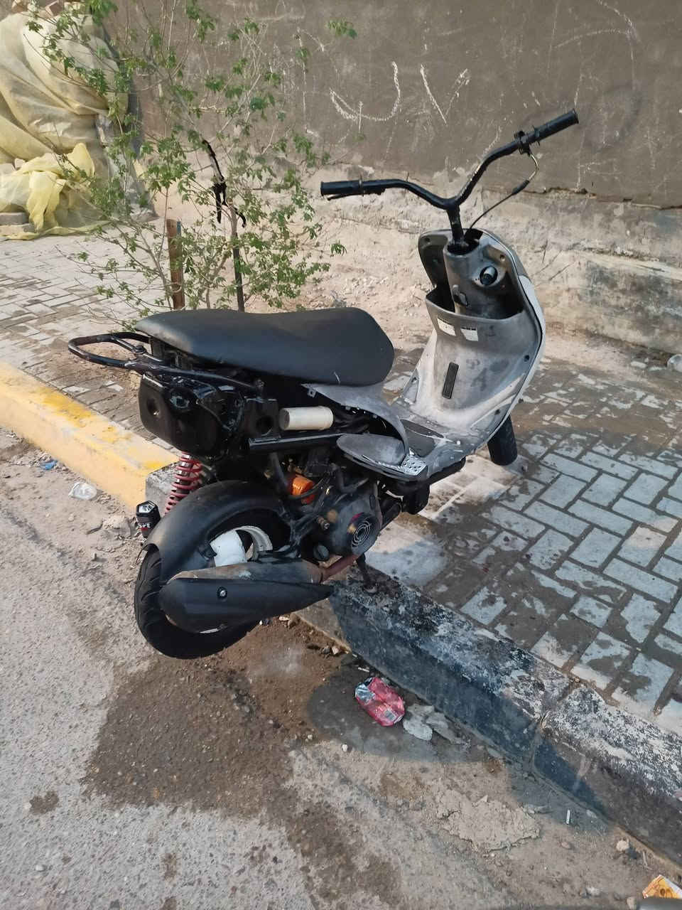 السلام عليكم دراجه ماكس قشمي للبيع سعر 550 الرقم بس اتصال واتساب ماكو ***********
