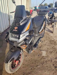 دراجه شحن • ٦ بطاريات • رمادي ٥ كيلو