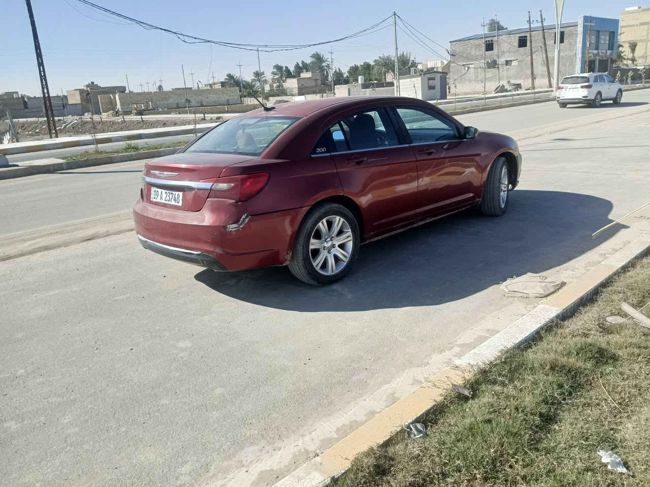 سيارة سي ٢٠٠ موديل ٢٠١٣ للبيع وارد امريكي اللون احمر ضربه دعامية ومقدمة بنيد ومدكر بيها صبغ ثلاثة قطع تخم تاير كهربائيات تبريد حدادية جاهزة .
البنيد والقماره بيها جراد رقم السيارة كربلاء الرقم الدولي الجديد .
مكان السيارة بالناصرية السنوية بأسمي للاستفسار *********** واتساب .
