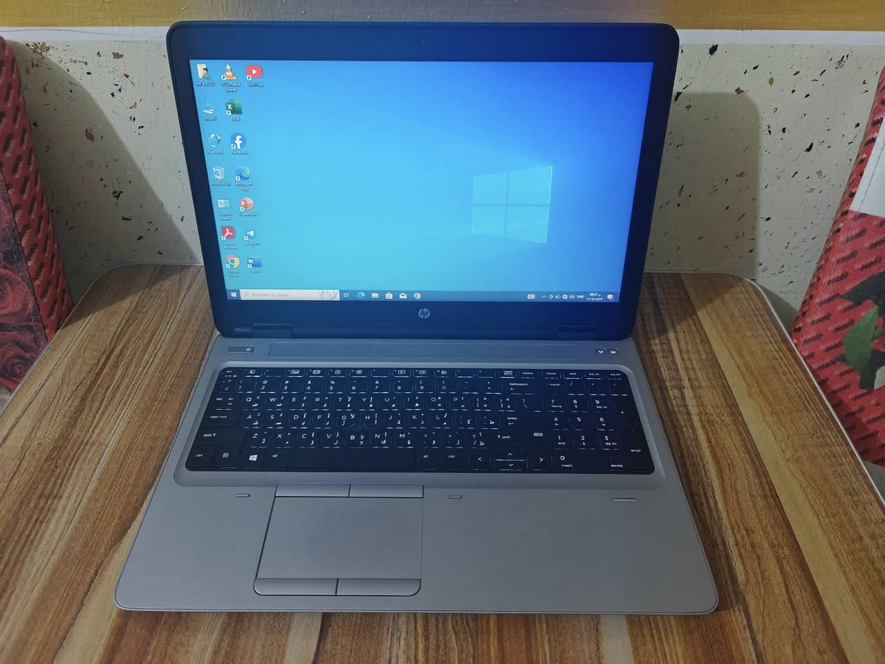 🔥 ياسر للحاسبات 🔥
متوفر اخر 5 قطع 
🔥 عروض العيد : 265 ألف فقط 🔥

🎯 HP ProBook 650 G2 الجيل السادس

جهاز عملي وأنيق مناسب للدراسة، البرامج، والشغل اليومي ⚡
🔹 المعالج : Intel Core i5-6300U
🔹 الرام : 8GB DDR4
🔹 التخزين : SSD 240GB سريع
🔹 الكرت الخارجي : AMD Radeon R7 M350 2GB
🔹 الكرت الداخلي : Intel HD Graphics 520
🔹 الشاشة : 15.6 Inch
🔹 يحتوي على DVD
🔹 بطارية جيدة جداً

✅ ضمان لمدة 7 ايام في حالة وجود اي خلل استبدال
🎒 الشاحن + حقيبة هدية
🚚 التوصيل متوفر لكل المحافظات

اتصال 📞 ***********
📲 واتساب : ***********

