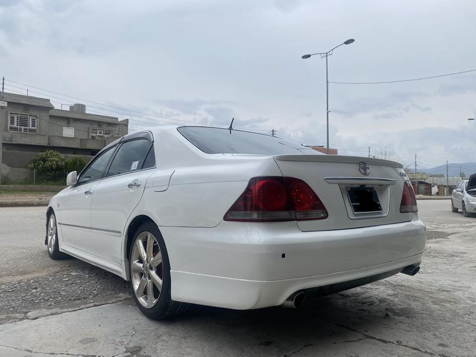 شاهينه مؤديل ٢٠٠٧براوه براوه ٤ دوگمه ي فول فول به س سلايت نيه ١٨٤ بئ دوكه ل كؤد كراو گيرومه كينه به شه رت چوار تايه ويلي دنگه ي ئيستيل لؤك له ژيره مواسه فات چواركوشن جلدو هيته ر كاره باي په رده سه لاجه لايت ناوچه ي كوير حاسه ي بيشو دوا كاميرا بئ چالو شوخت لؤك لؤكه سه ياره كه تاقانه يه گيرومه كينه و كاره بايو ته قه و ره قه به شه رتي فيته ر زؤر به قوه تو خؤشه سه ياره كه ٢٥٠ مه سره في تيا نيه بؤياخ سه قفو گه ڤه ر گؤراو به شه رت سه ياره كه به قه ت ساخئ جوانه هه ست ناكه ي براوه يه مشته ري ته له فونكه ژماره ..***********
