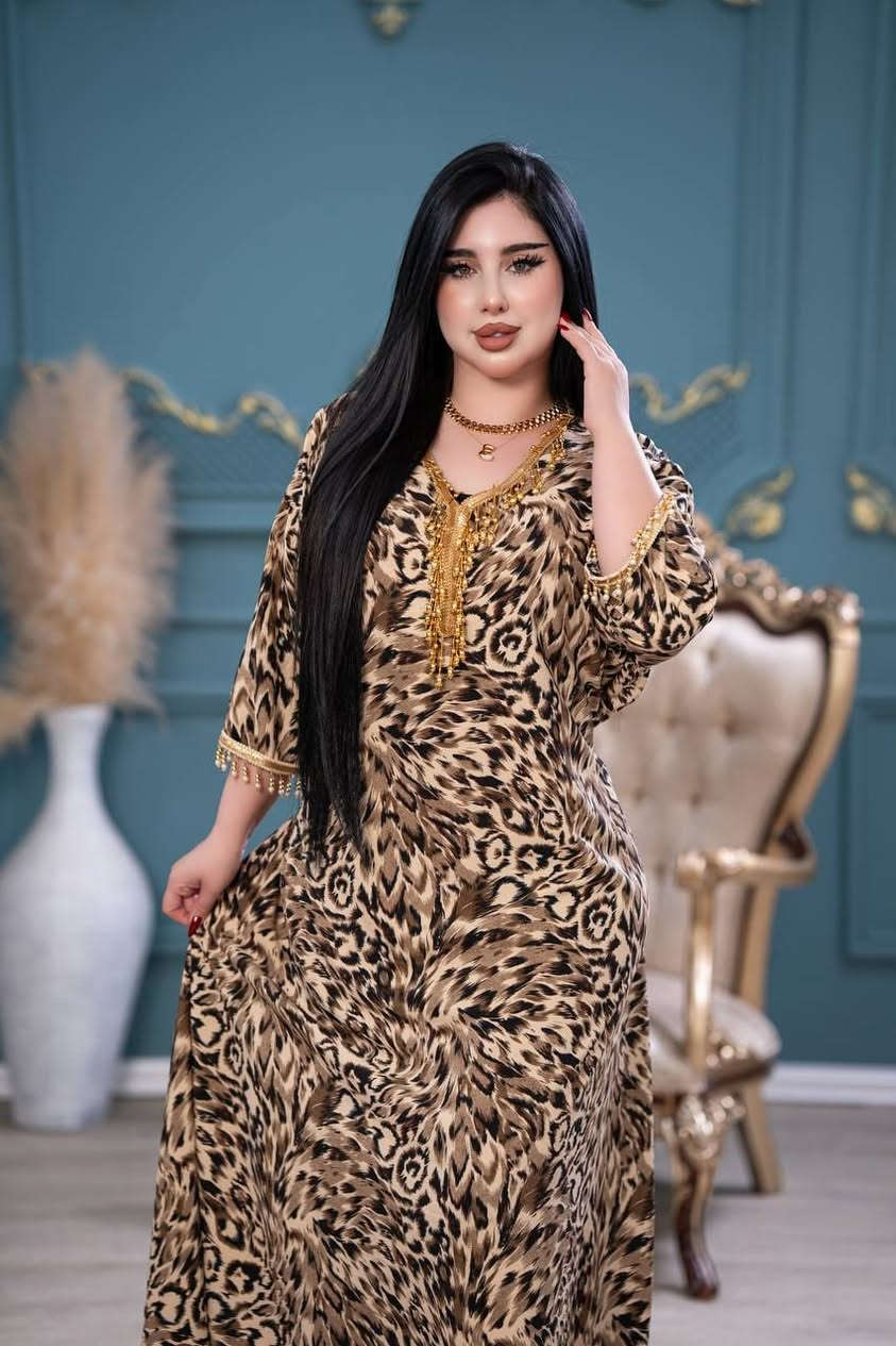 فستان نسائي مع كبوس 

خامة كريشة مطاط، شغل ثقيل 

فري سايز لحد ٩٠ كيلو 

الحجز خاص


**إذا كنت صاحب هذا الإعلان وتريد حذفه لأي سبب، رجاءا أرسل رسالة إلى الدعم الفني**