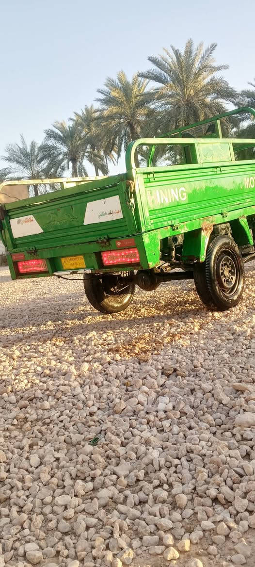 السلام عليكم ستوته 21 اوراق للبيع ستوته خير من الله مال جناي كهربايات كله شغاله ركبه مكفوله 
***********
