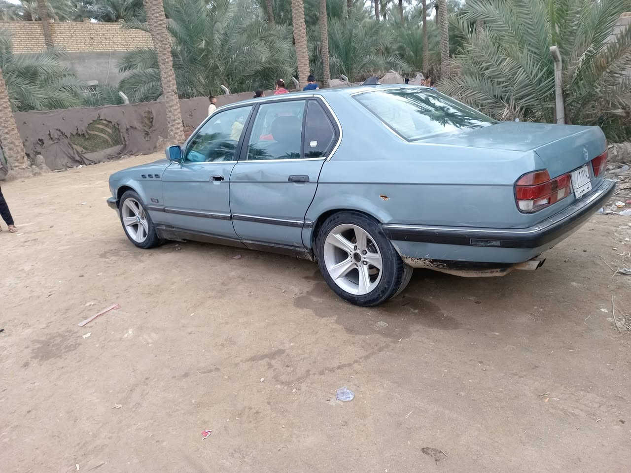 السلام عليكم
بي ام ٧٣٥
مكينه وكير جدد
مراوس او بيع
العنوان الديوانيه قضاء الشاميه السعر ٢٧ورقه وبي مجال
تحويل مباشر
حسب القناعه
رقم الموبايل ***********
