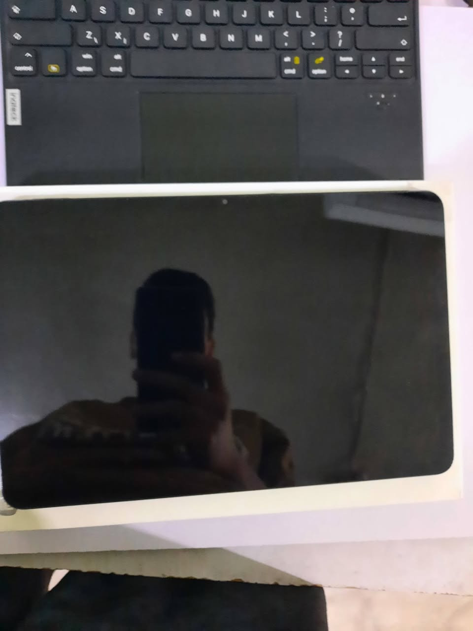 السلام عليكم اخواني الغالين ايباد شاومي باد 6 الجهاز استخدام تصفح ودراسة مكفول من الفتح مكفول من الكسر بي اشياء بسيطة على الاطار واضحة بالتصوير الجهاز والله نضيف وويا كيبورد امزون وشوف عينكم السعر 290 وبي مجال بسيط مكاني بغداد مدينة الصدر شارع الداخل
الي يحب يشتري يراسلني خاص ورجائا المو شراي لا يراسل


**إذا كنت صاحب هذا الإعلان وتريد حذفه لأي سبب، رجاءا أرسل رسالة إلى الدعم الفني**