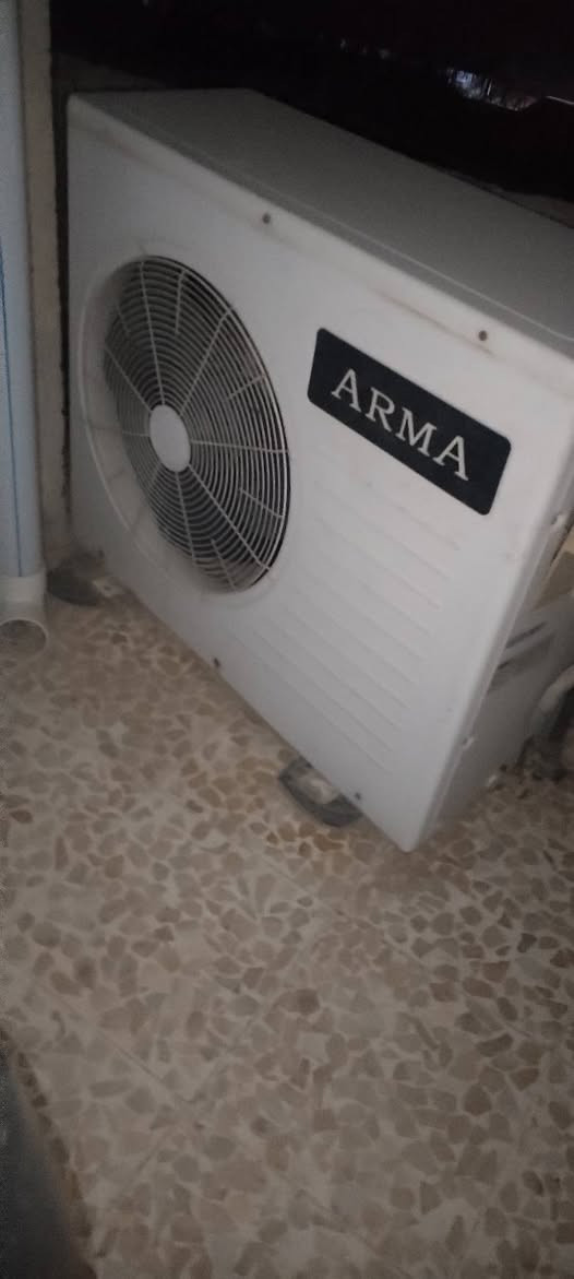 للبيع عاطل ***********
